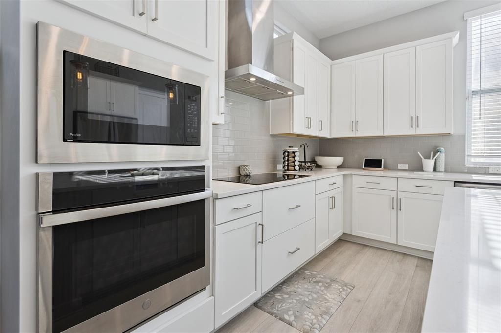For Sale: $625,000 (3 beds, 3 baths, 1695 Square Feet)