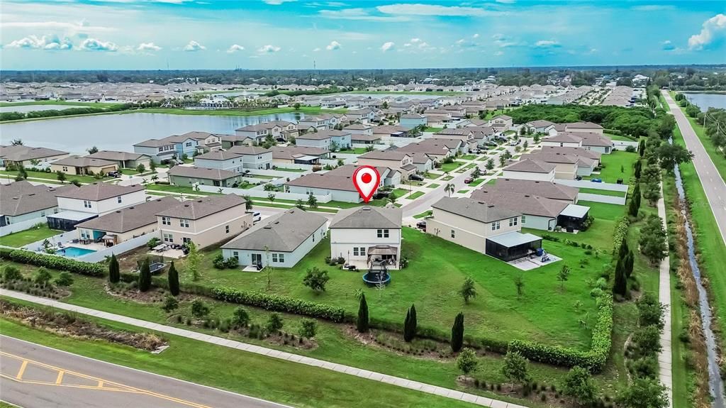 For Sale: $384,900 (4 beds, 2 baths, 2460 Square Feet)