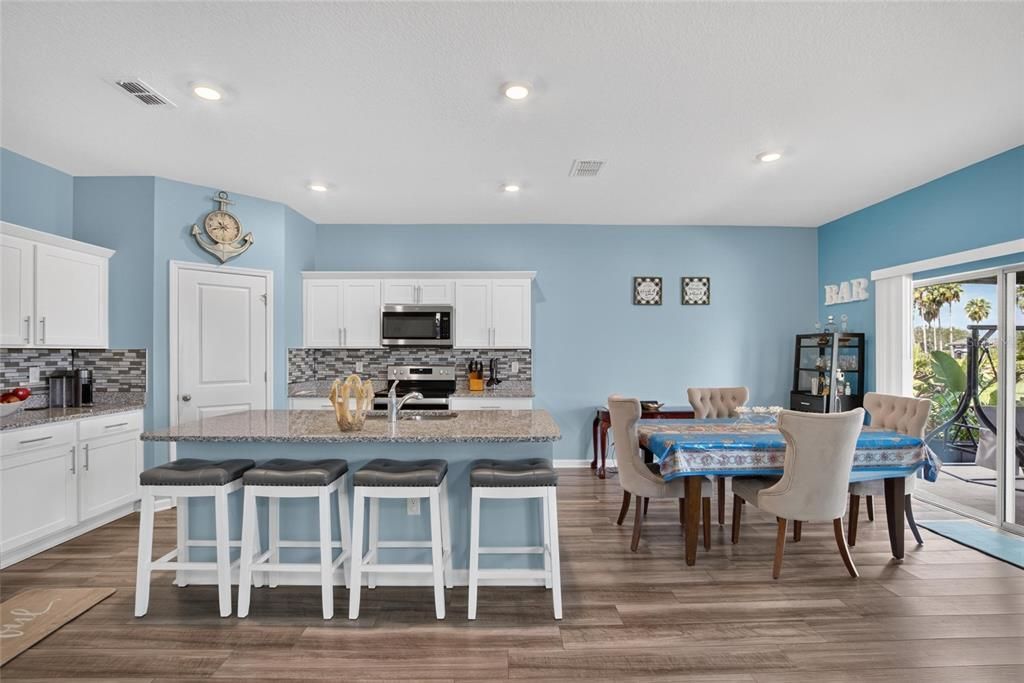 For Sale: $384,900 (4 beds, 2 baths, 2460 Square Feet)