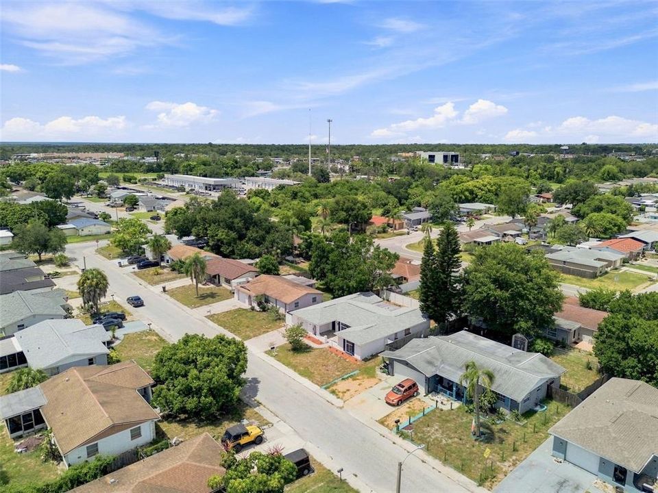 En Venta: $315,000 (4 camas, 2 baños, 1612 Pies cuadrados)