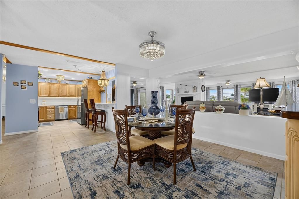 For Sale: $410,000 (3 beds, 2 baths, 2302 Square Feet)
