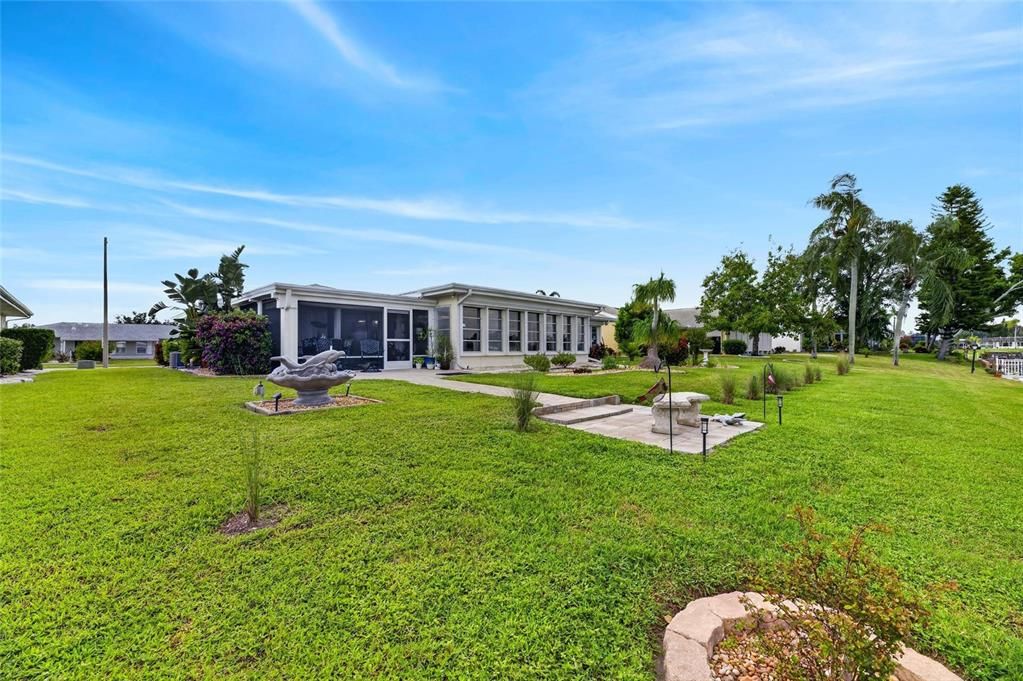 For Sale: $410,000 (3 beds, 2 baths, 2302 Square Feet)