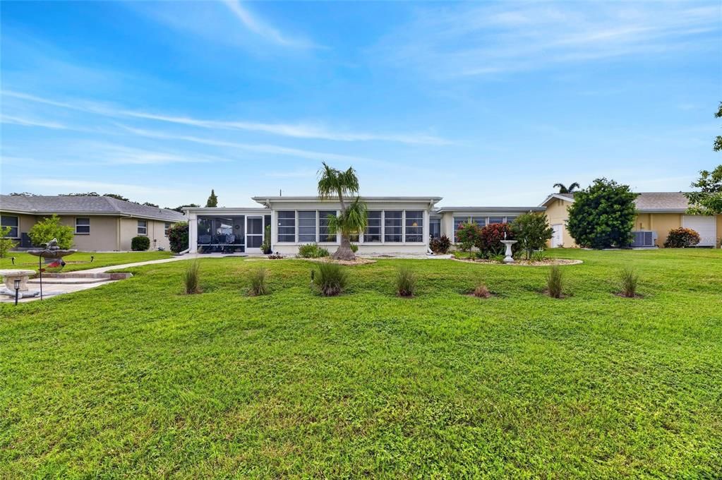 For Sale: $410,000 (3 beds, 2 baths, 2302 Square Feet)