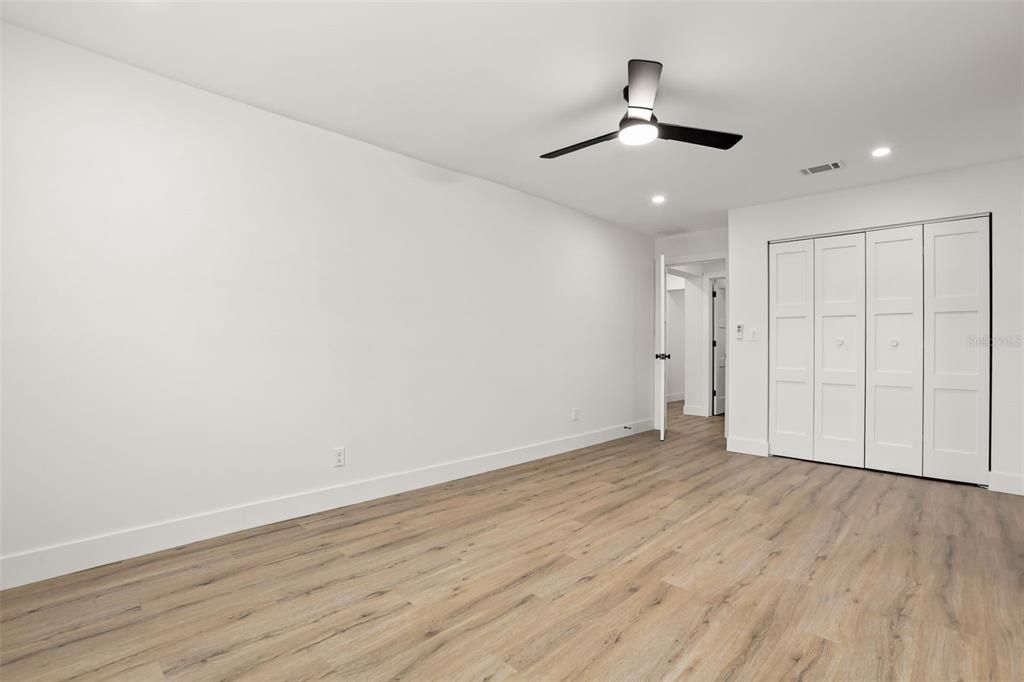 For Sale: $689,000 (3 beds, 3 baths, 1794 Square Feet)