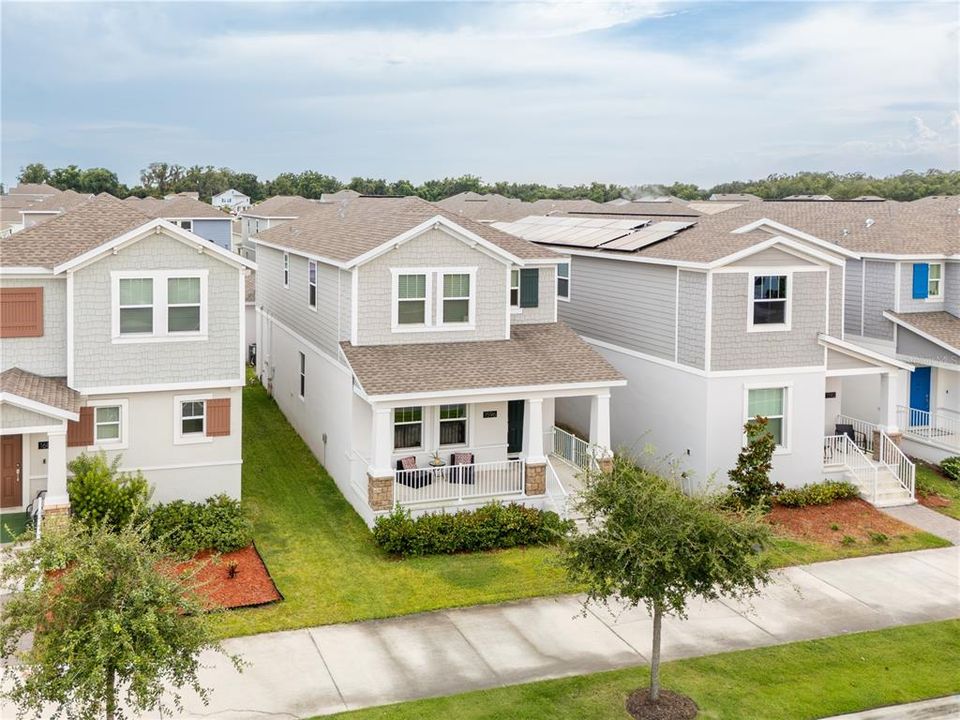 En Venta: $399,900 (4 camas, 3 baños, 2044 Pies cuadrados)