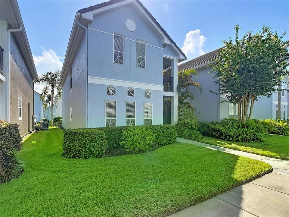 For Sale: $330,000 (4 beds, 2 baths, 1724 Square Feet)