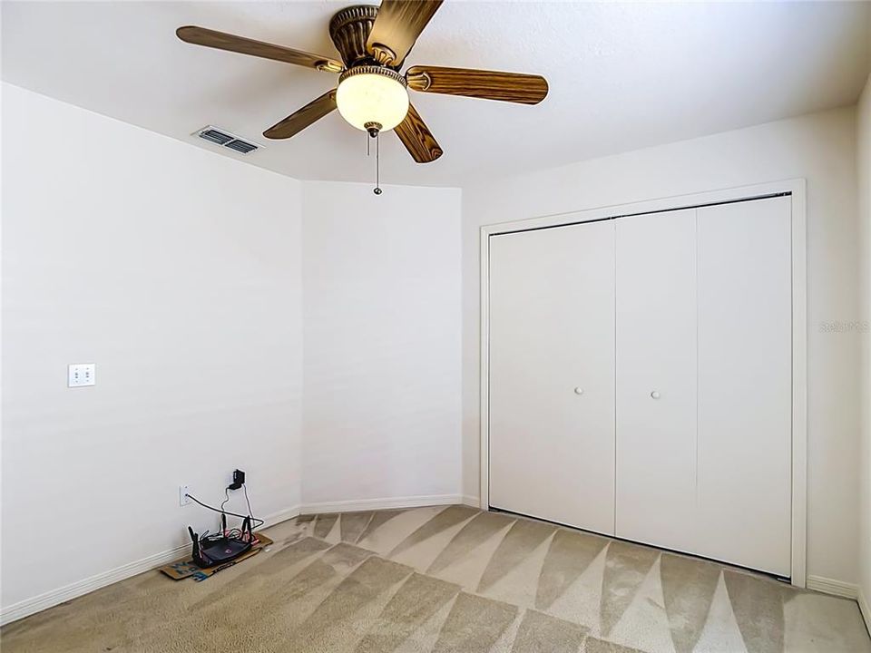 For Sale: $330,000 (4 beds, 2 baths, 1724 Square Feet)