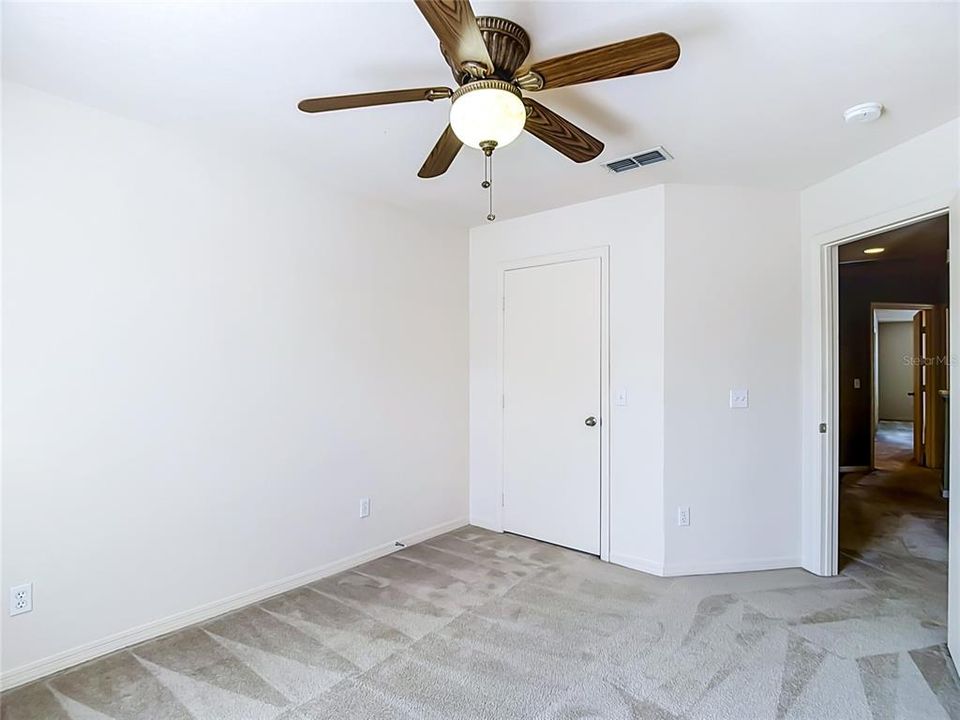For Sale: $330,000 (4 beds, 2 baths, 1724 Square Feet)