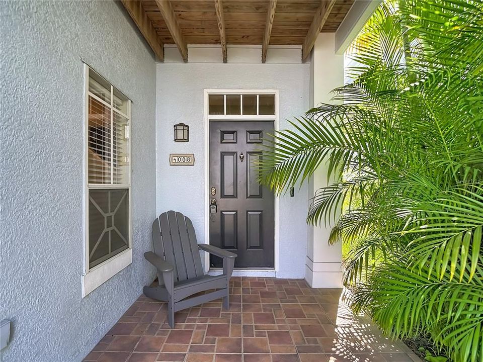 For Sale: $330,000 (4 beds, 2 baths, 1724 Square Feet)