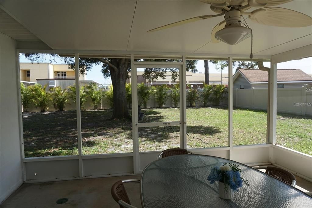 For Rent: $3,950 (4 beds, 3 baths, 2561 Square Feet)