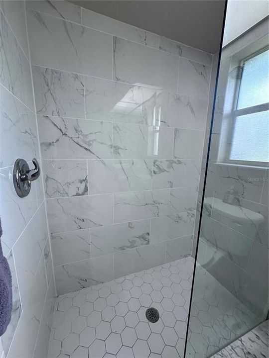 For Sale: $274,875 (2 beds, 2 baths, 1376 Square Feet)