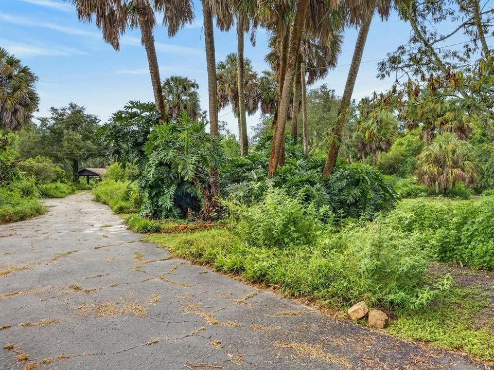 En Venta: $195,000 (4.76 acres)