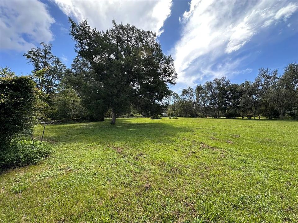 En Venta: $195,000 (4.76 acres)