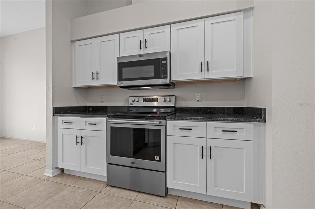 В аренду: $3,400 (4 спален, 3 ванн, 2321 Квадратных фут)