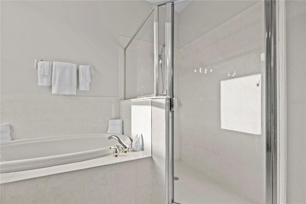 В аренду: $3,400 (4 спален, 3 ванн, 2321 Квадратных фут)