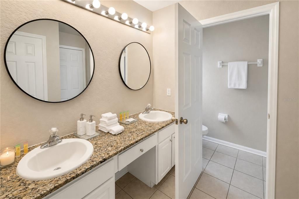 For Sale: $699,000 (6 beds, 4 baths, 2812 Square Feet)