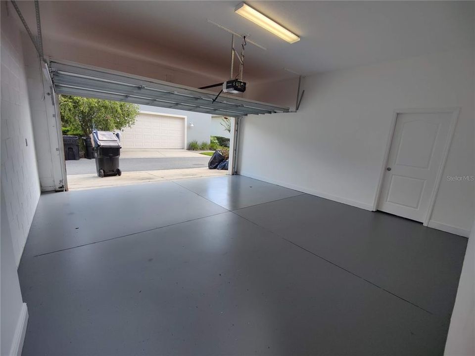 For Rent: $3,299 (4 beds, 2 baths, 2054 Square Feet)