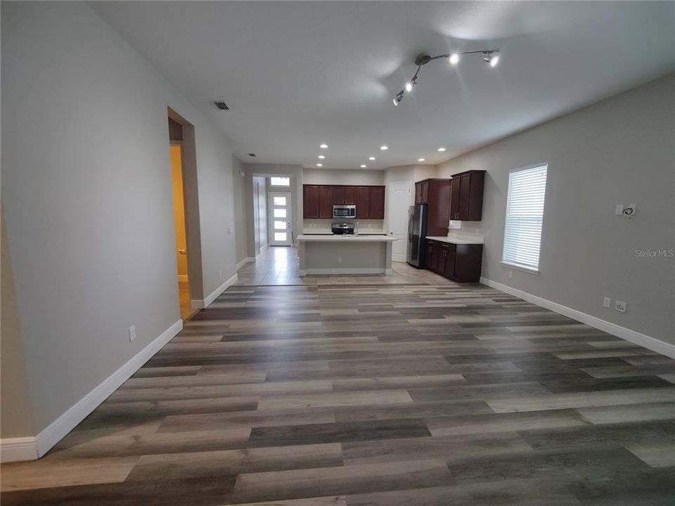 For Rent: $3,299 (4 beds, 2 baths, 2054 Square Feet)