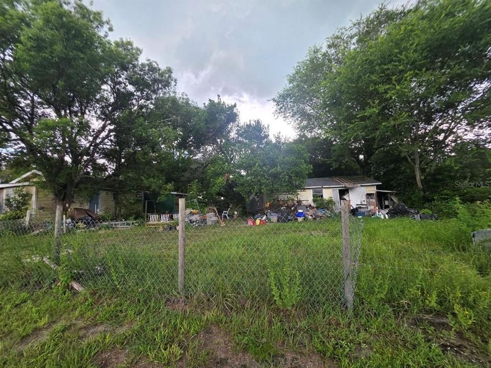 For Sale: $90,000 (3 beds, 1 baths, 980 Square Feet)