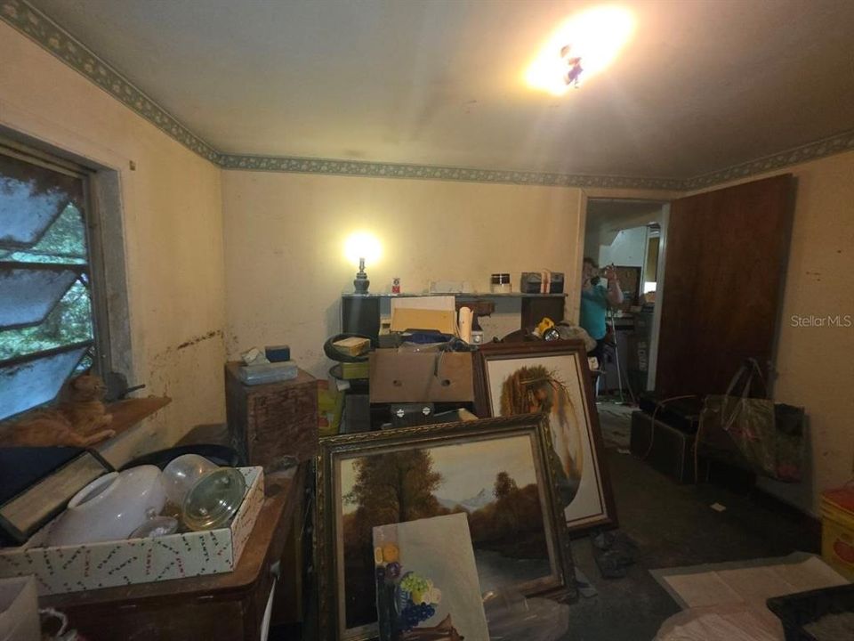 For Sale: $90,000 (3 beds, 1 baths, 980 Square Feet)
