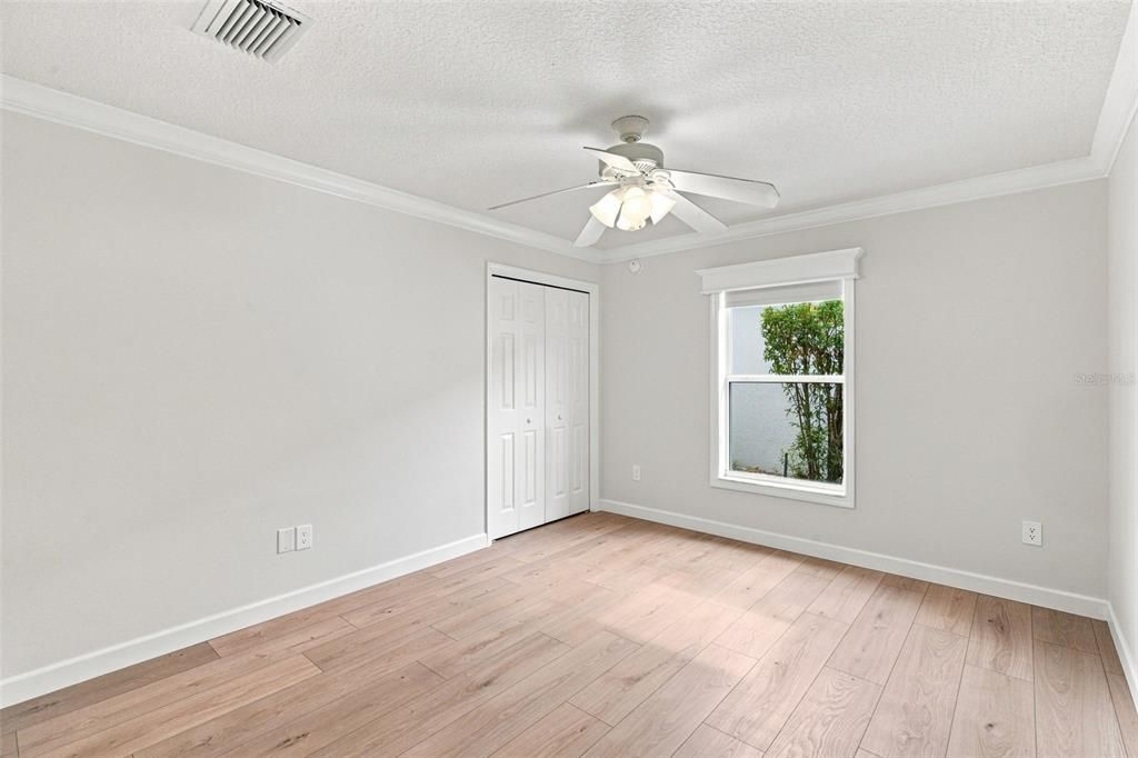 For Sale: $369,000 (3 beds, 2 baths, 1564 Square Feet)