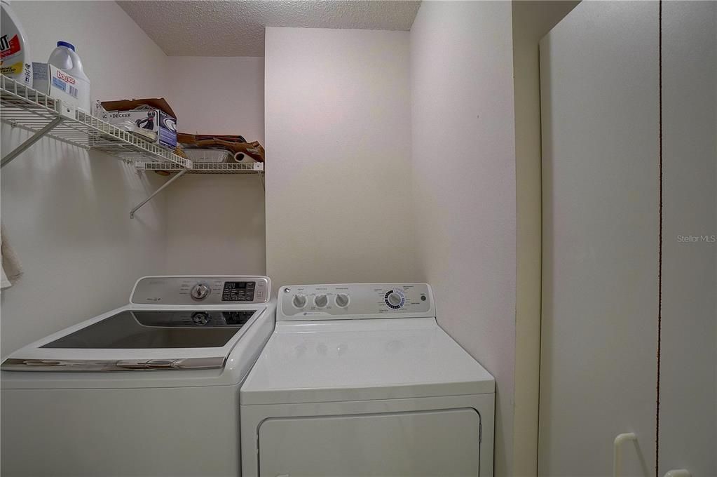 En Venta: $190,000 (2 camas, 2 baños, 1050 Pies cuadrados)