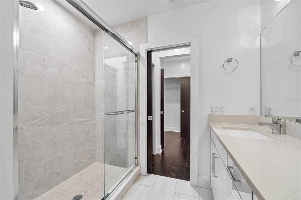 В аренду: $4,300 (4 спален, 3 ванн, 2602 Квадратных фут)