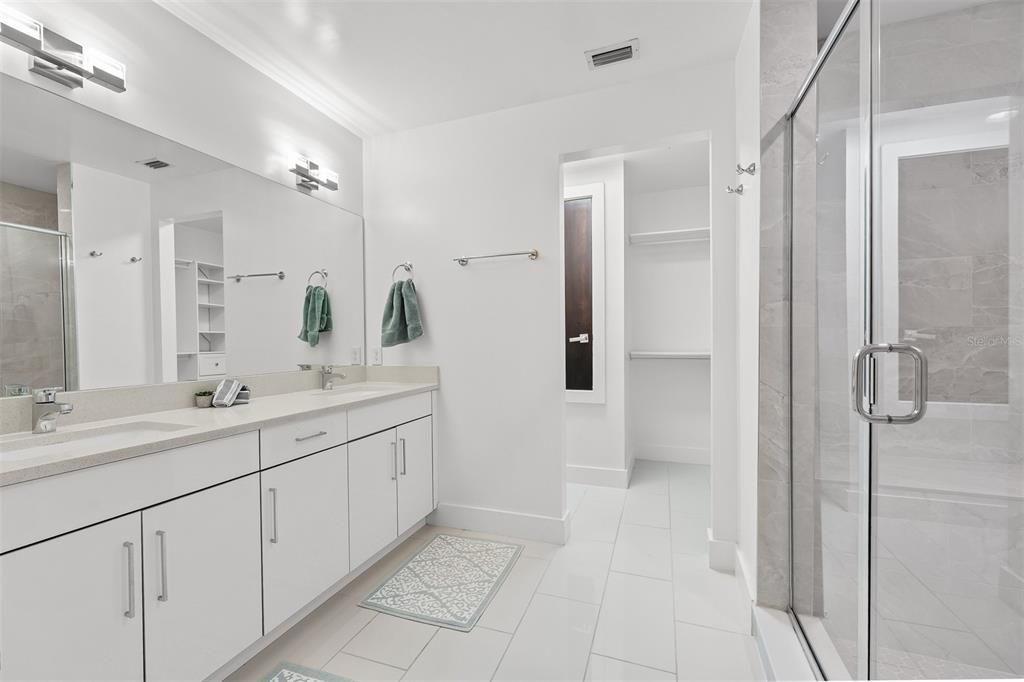 В аренду: $4,300 (4 спален, 3 ванн, 2602 Квадратных фут)