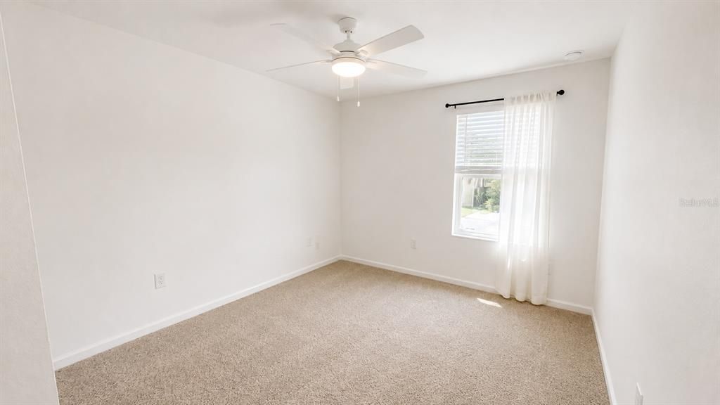 For Rent: $2,100 (3 beds, 2 baths, 1373 Square Feet)