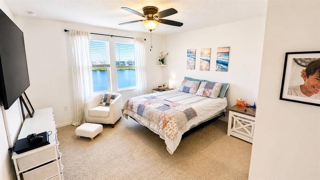 For Rent: $2,100 (3 beds, 2 baths, 1373 Square Feet)