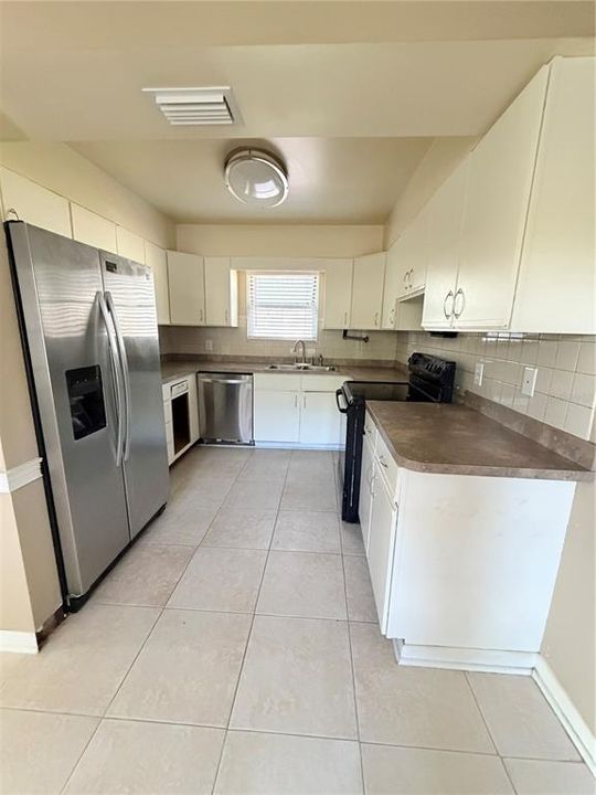 For Sale: $105,000 (3 beds, 2 baths, 1544 Square Feet)