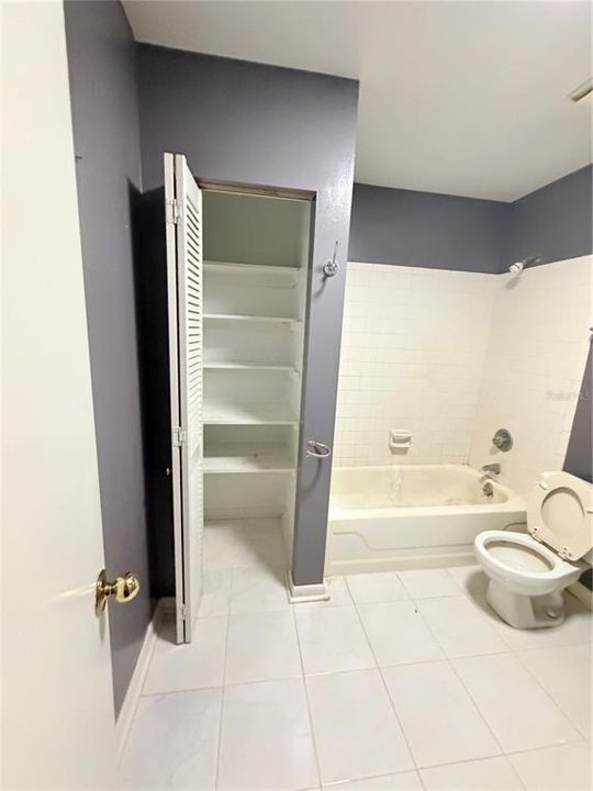 For Sale: $105,000 (3 beds, 2 baths, 1544 Square Feet)
