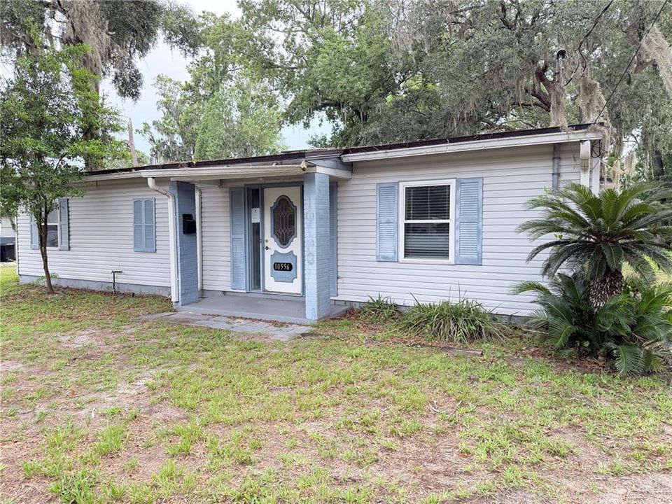 For Sale: $105,000 (3 beds, 2 baths, 1544 Square Feet)