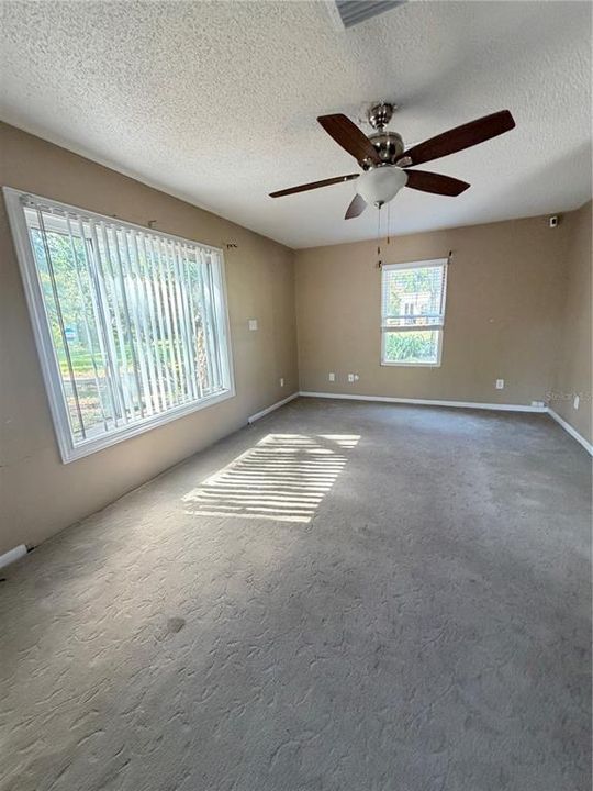 For Sale: $105,000 (3 beds, 2 baths, 1544 Square Feet)