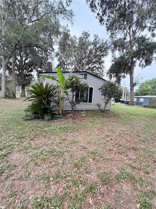 For Sale: $105,000 (3 beds, 2 baths, 1544 Square Feet)