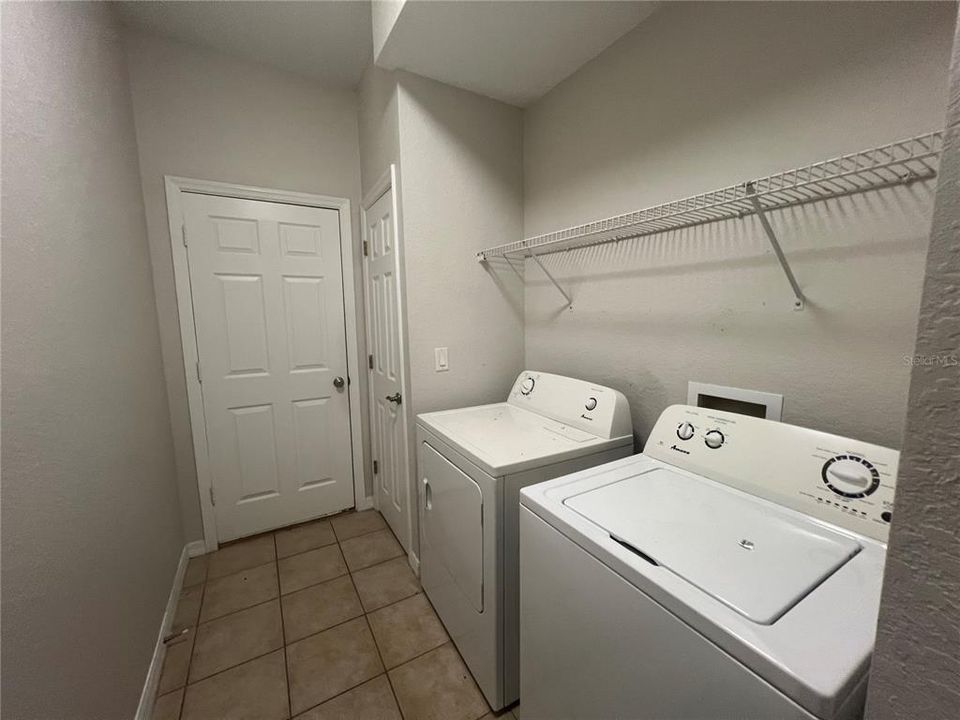 В аренду: $2,100 (3 спален, 2 ванн, 2173 Квадратных фут)