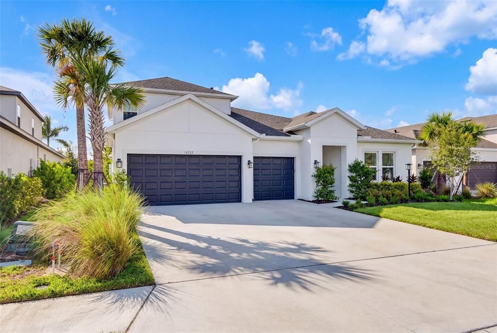 En Venta: $925,000 (5 camas, 4 baños, 3500 Pies cuadrados)