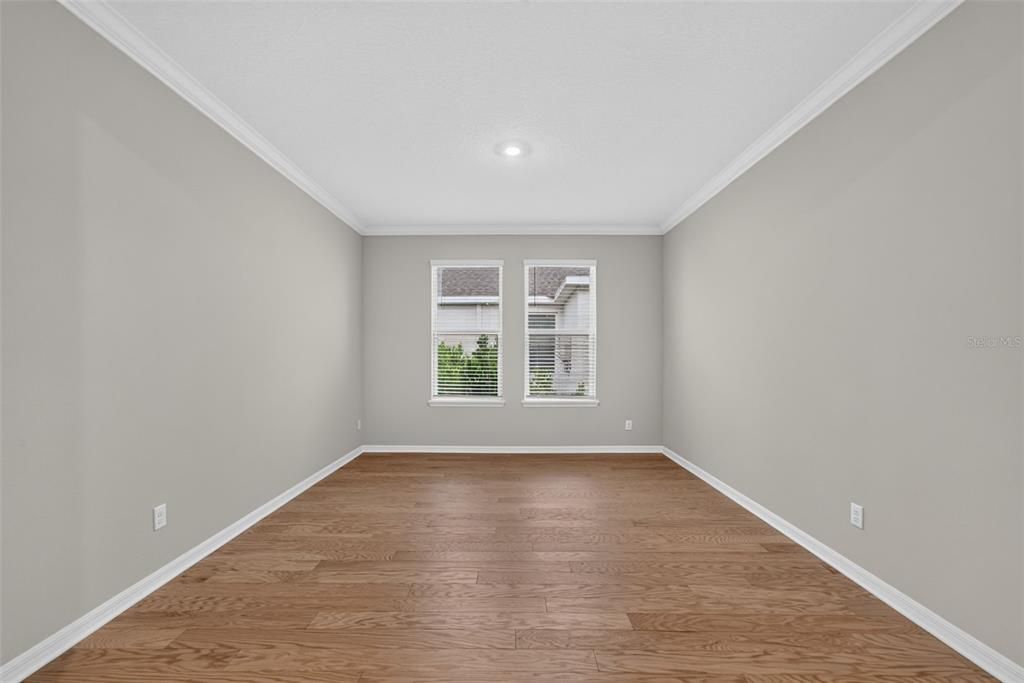 En Venta: $925,000 (5 camas, 4 baños, 3500 Pies cuadrados)
