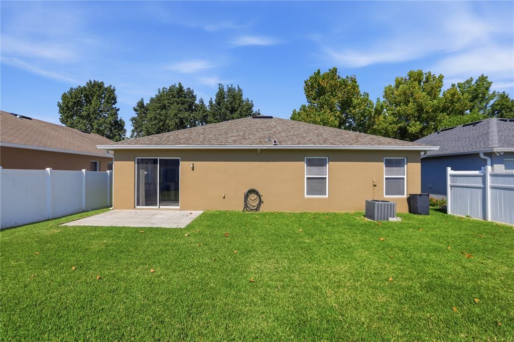 For Sale: $368,000 (3 beds, 2 baths, 1552 Square Feet)
