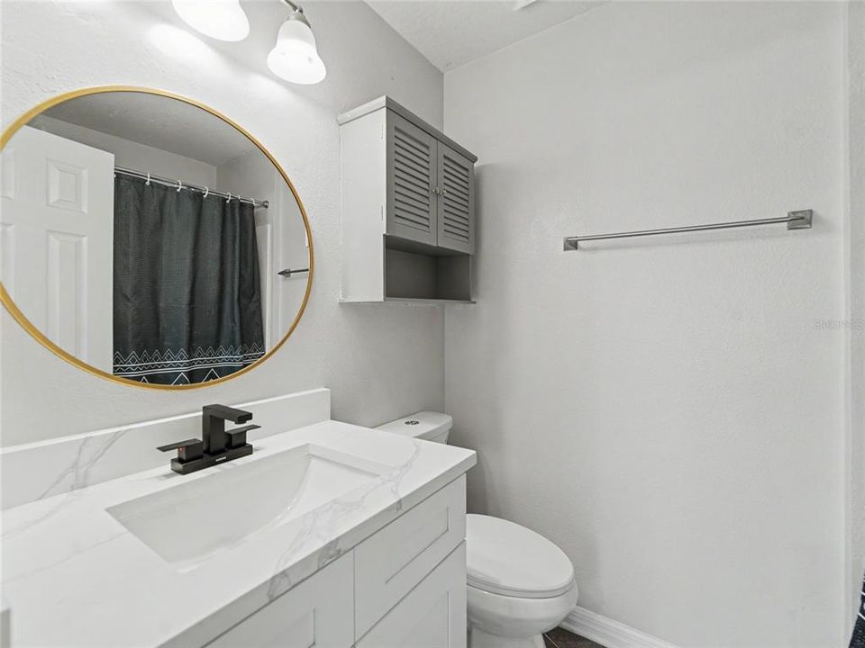 En Venta: $270,000 (2 camas, 2 baños, 1200 Pies cuadrados)