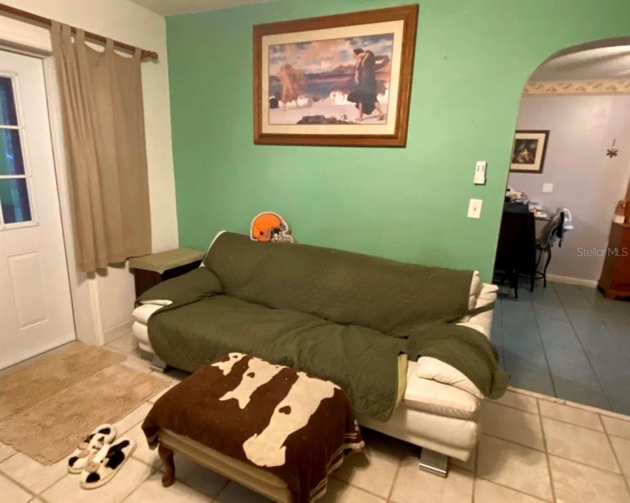 En Venta: $320,000 (2 camas, 1 baños, 934 Pies cuadrados)