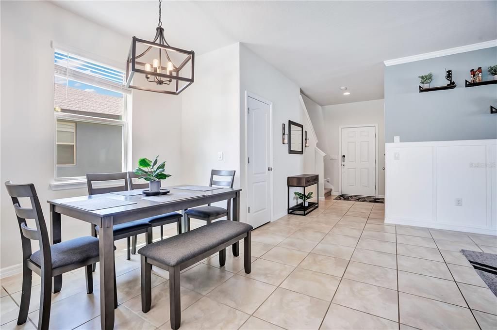 En Venta: $465,000 (4 camas, 3 baños, 2180 Pies cuadrados)