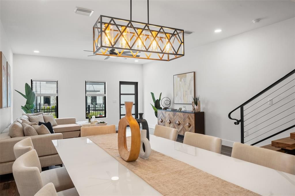 На продажу: $649,999 (2 спален, 2 ванн, 2365 Квадратных фут)