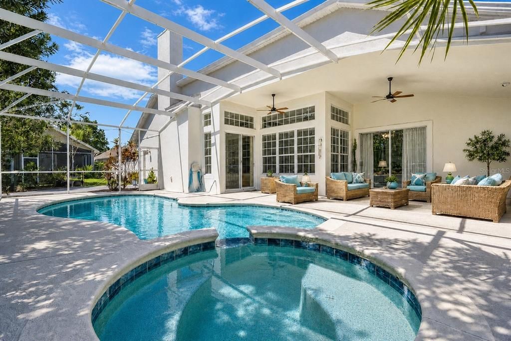 En Venta: $650,000 (4 camas, 3 baños, 2625 Pies cuadrados)