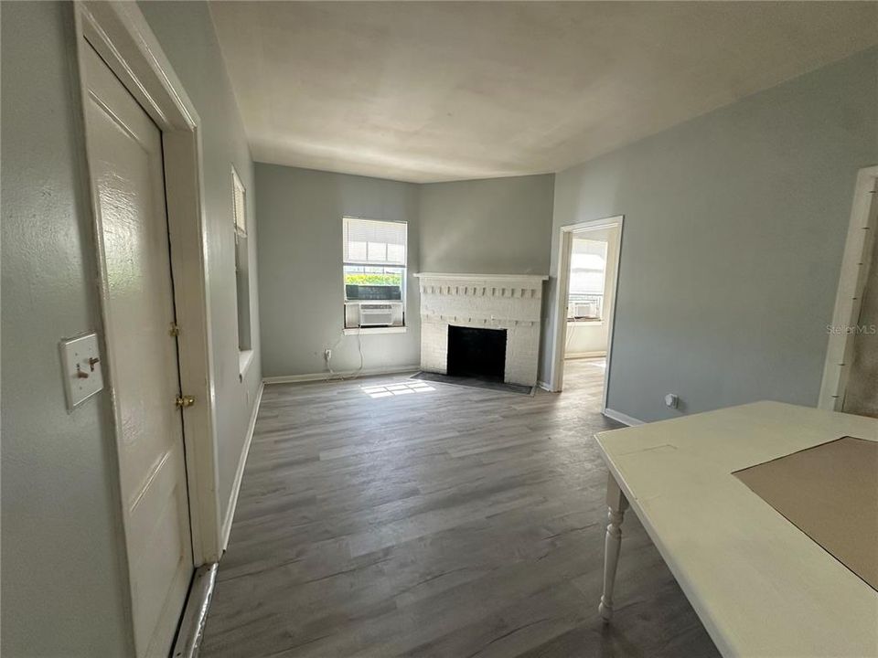For Rent: $1,600 (1 beds, 1 baths, 532 Square Feet)