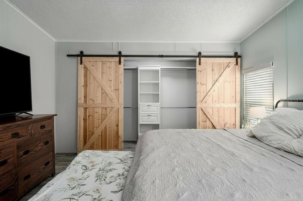 For Sale: $259,000 (2 beds, 2 baths, 1280 Square Feet)