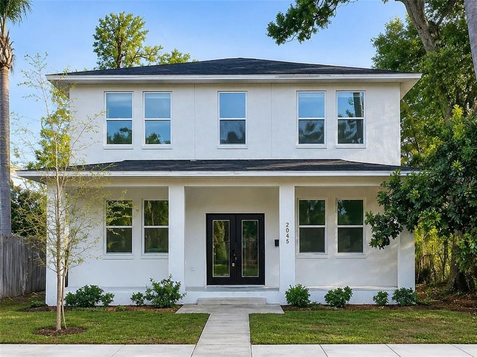 En Venta: $889,999 (5 camas, 4 baños, 3180 Pies cuadrados)