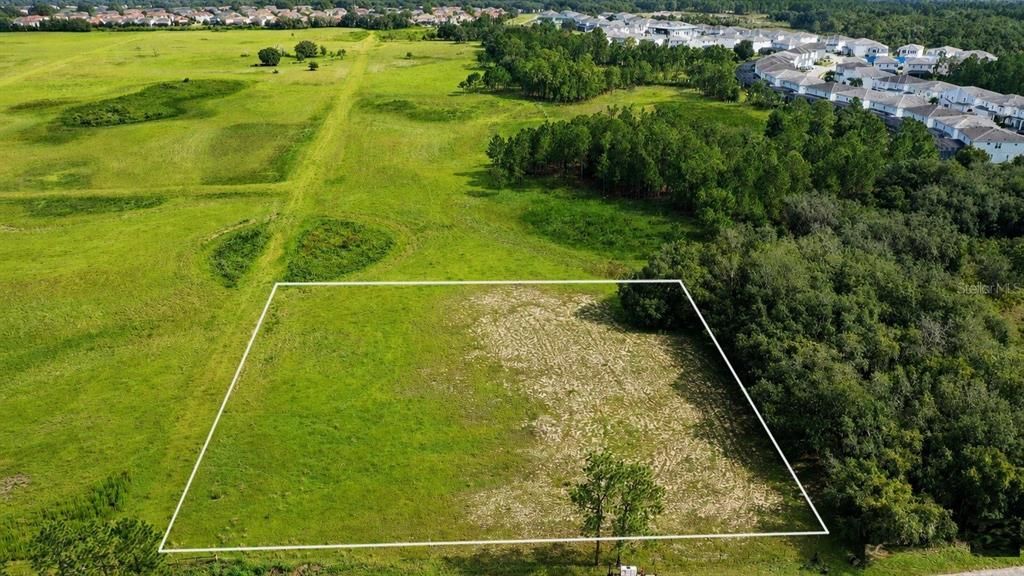 En Venta: $275,000 (2.35 acres)