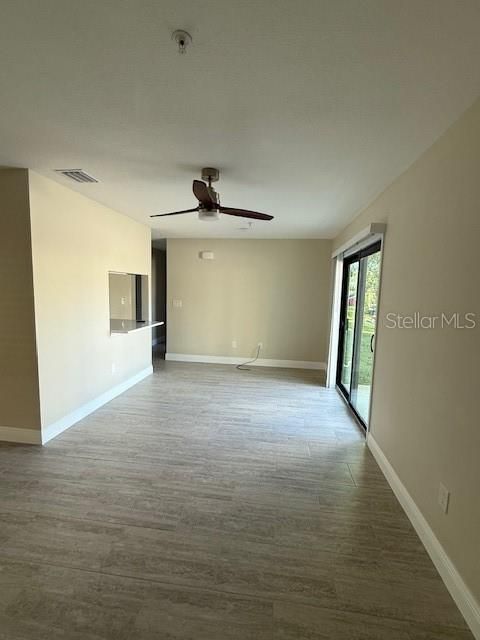 For Rent: $1,550 (2 beds, 2 baths, 915 Square Feet)