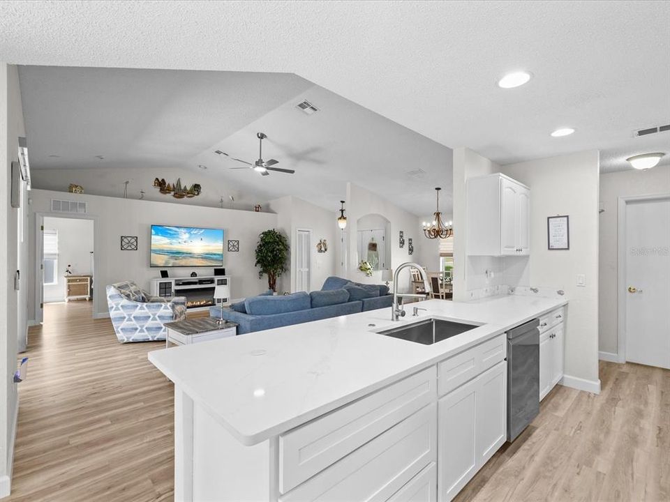 For Sale: $414,000 (3 beds, 2 baths, 1799 Square Feet)